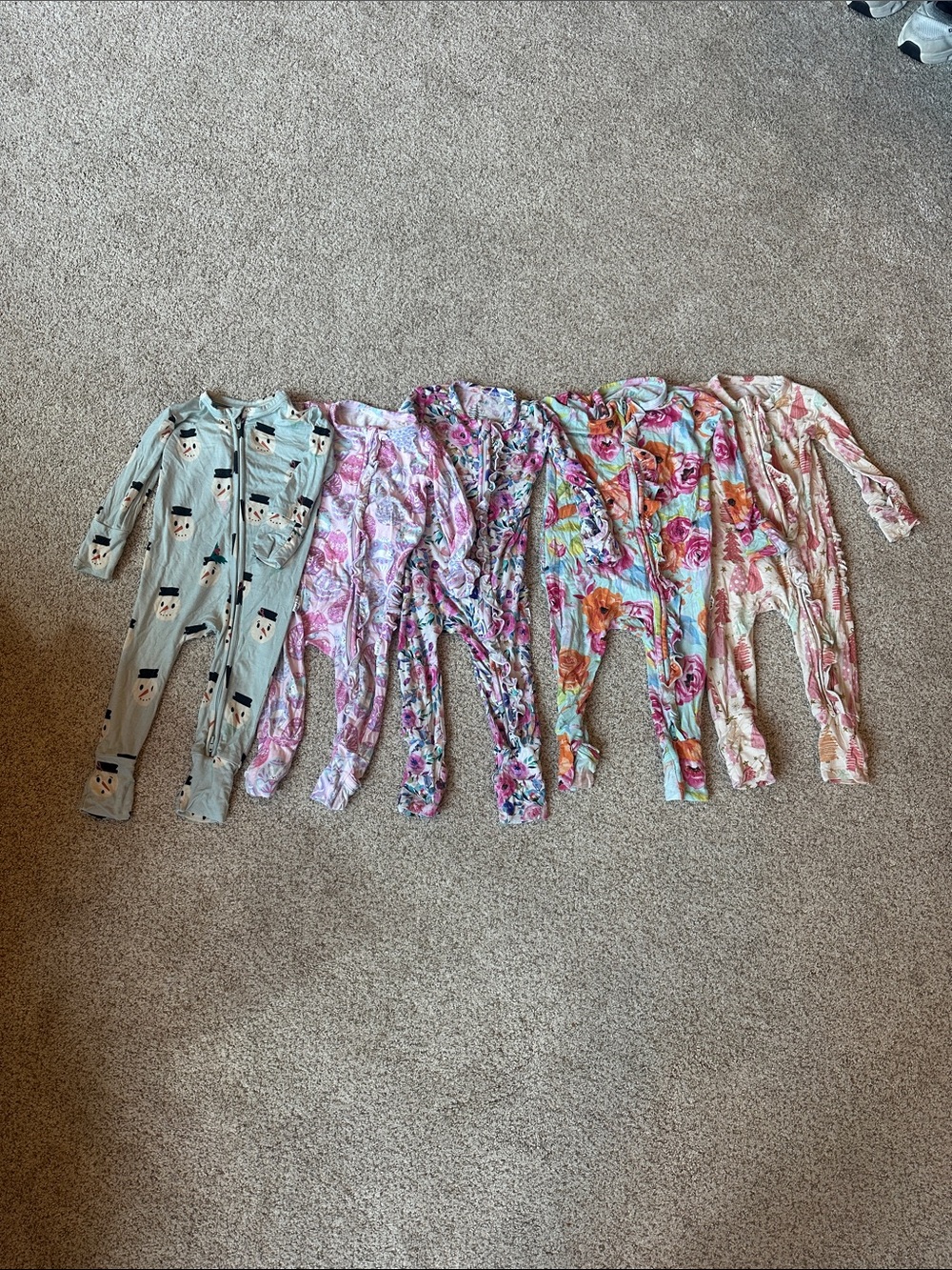 Gigi and Max Floral & Patterned Footed Pajama Bundle 6-12 months